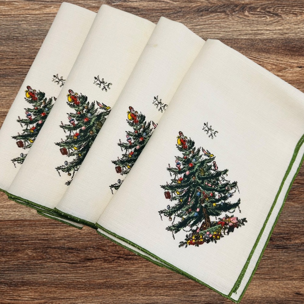 Spode "Christmas Tree" Print 4 Piece Napkins 18 inch